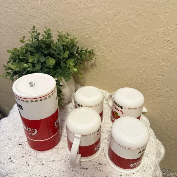 Lot Of Campbell Tupperware Soup Mugs & A Can Collection Mugs - Picture 6 of 9
